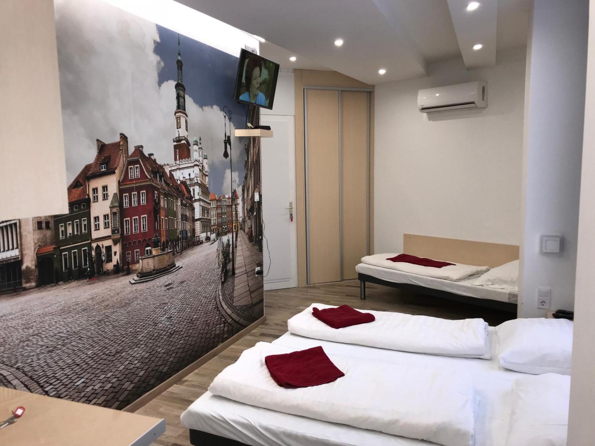 Kalvin Vendegszobak Debrecen Zimmer foto