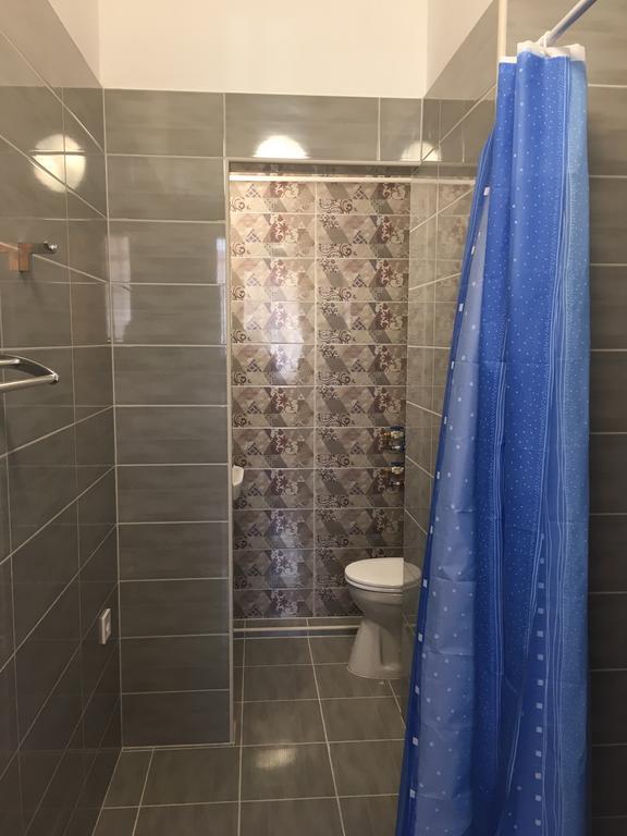 Kalvin Vendegszobak Debrecen Exterior foto